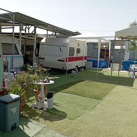 Caravanas Y Habitaciones Para Relajarse Sax Εξωτερικό φωτογραφία
