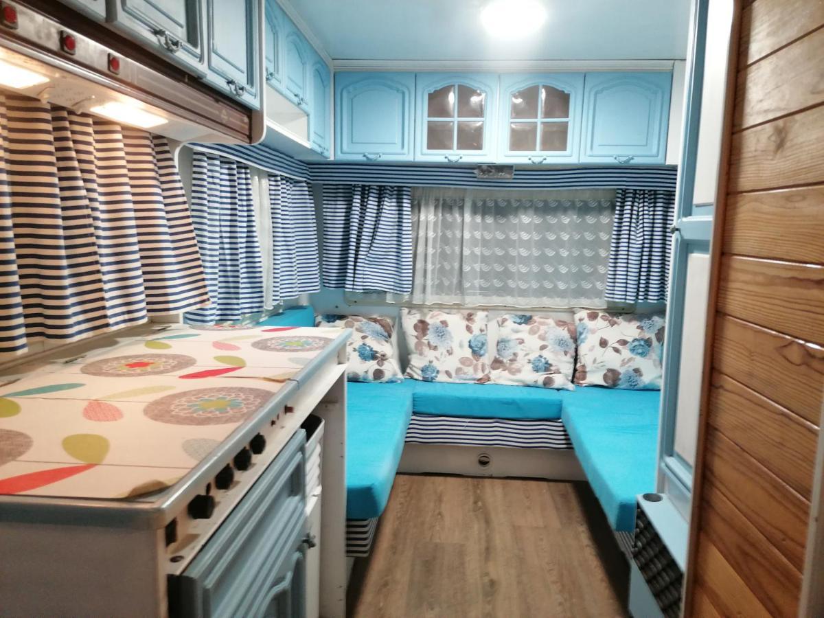 Caravanas Y Habitaciones Para Relajarse Sax Εξωτερικό φωτογραφία