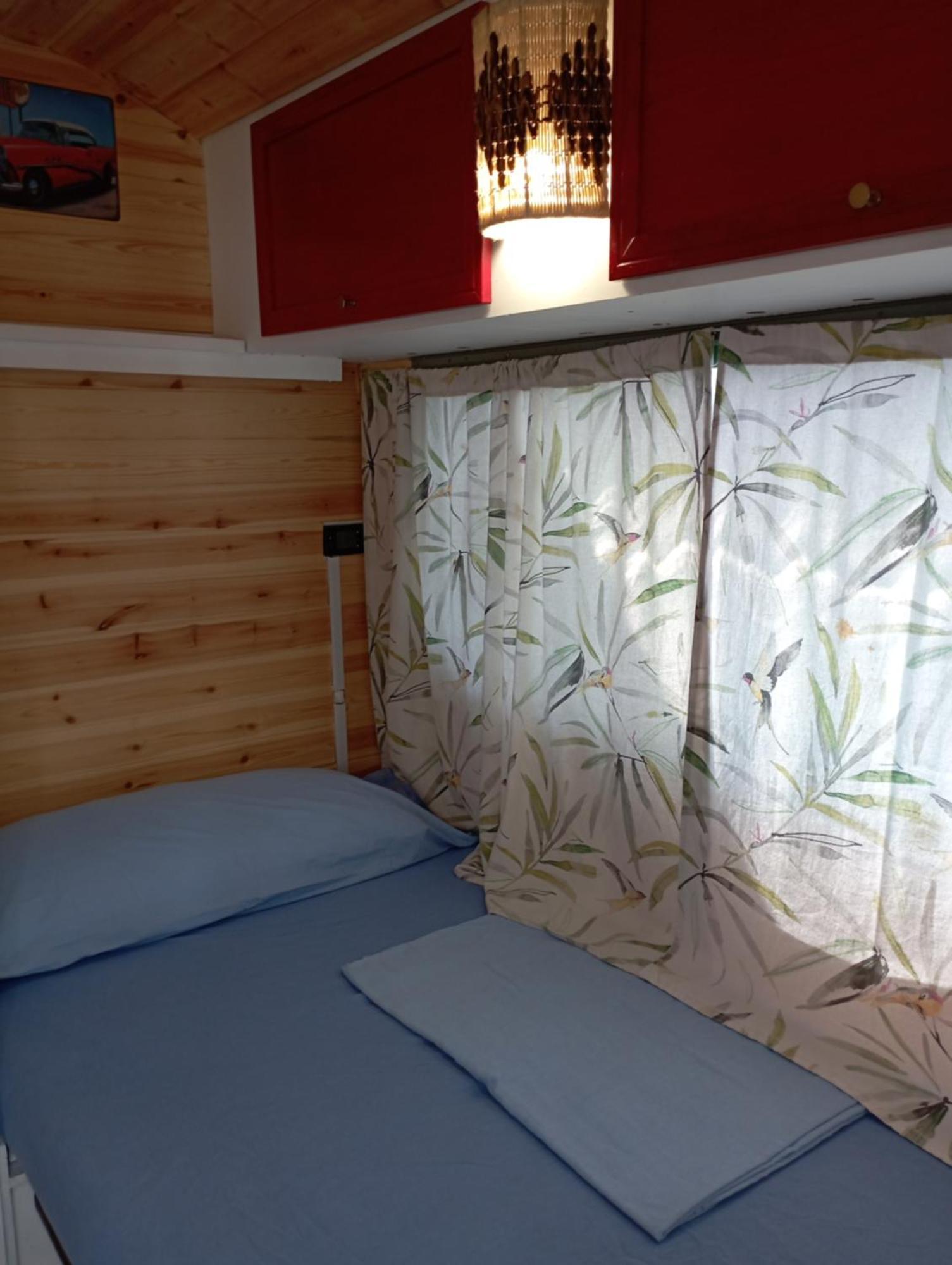 Caravanas Y Habitaciones Para Relajarse Sax Εξωτερικό φωτογραφία